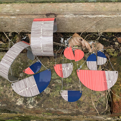 Peony Arc Drop Earrings (Navy)