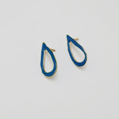 Miró 'Femme devant le soleil',Earrings in Blue, 1972 – Brass, Enamel, Gold Plated – Atelier Modernista