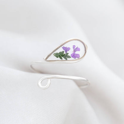 Silver Petal Ring in Purple – 925 Sterling Silver, Resin – Atelier Modernista