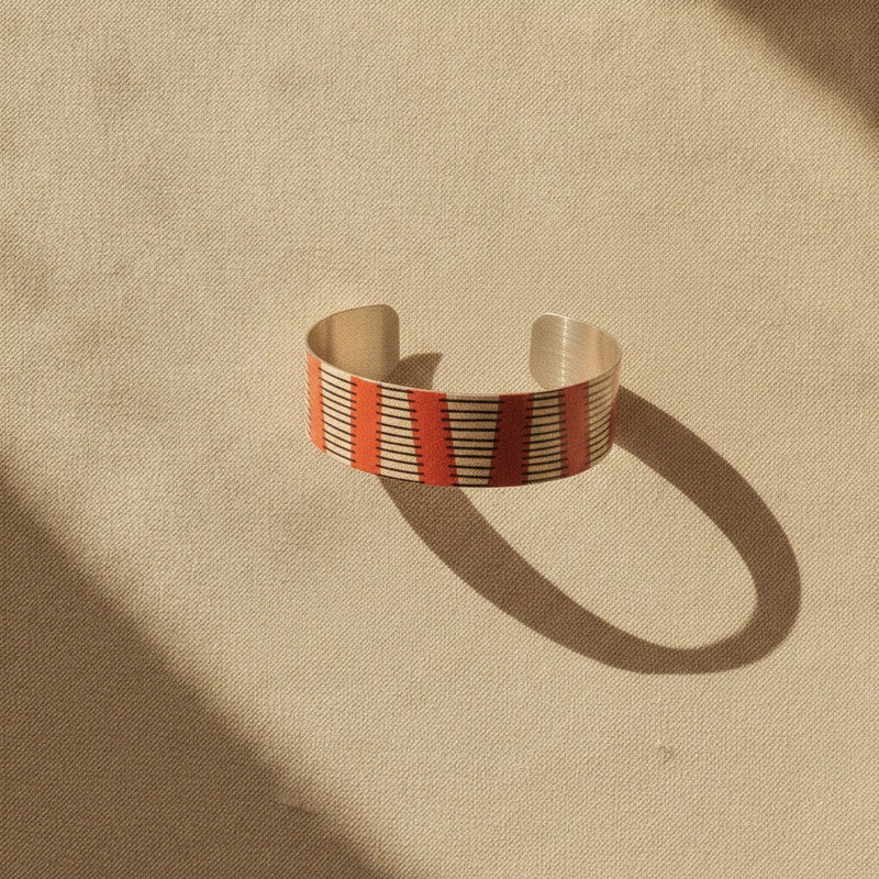 Line Art Bracelet in Red – Aluminium – Atelier Modernista