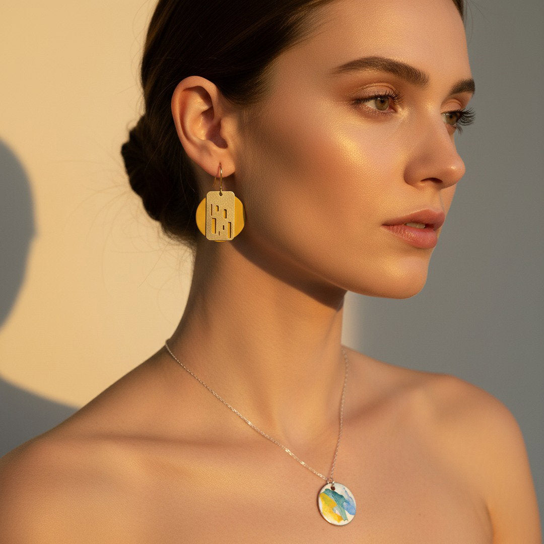 Strata Geometrica Earrings in Yellow